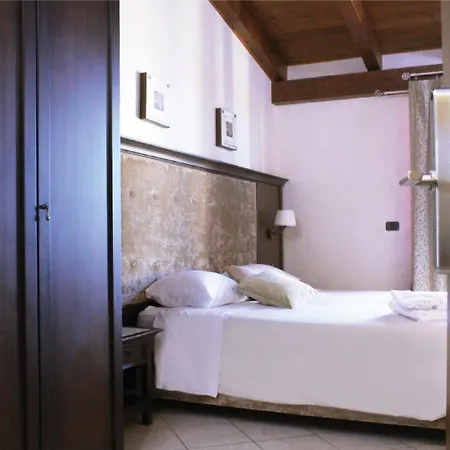 Le Corti - Dimora Storica 3* Polistena