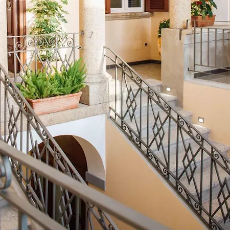 Le Corti - Dimora Storica Bed & Breakfast 3*