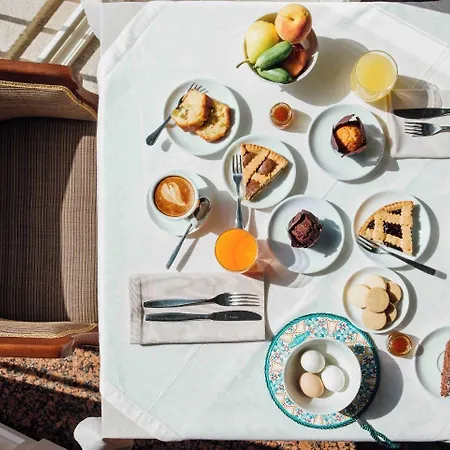 Le Corti - Dimora Storica Bed and Breakfast Polistena