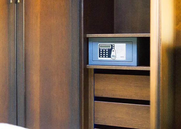 Le Corti - Dimora Storica Bed & Breakfast 4*